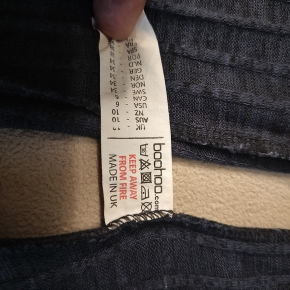 Boohoo Gray Textured Long Sleeve Top. - Picture 8 of 12